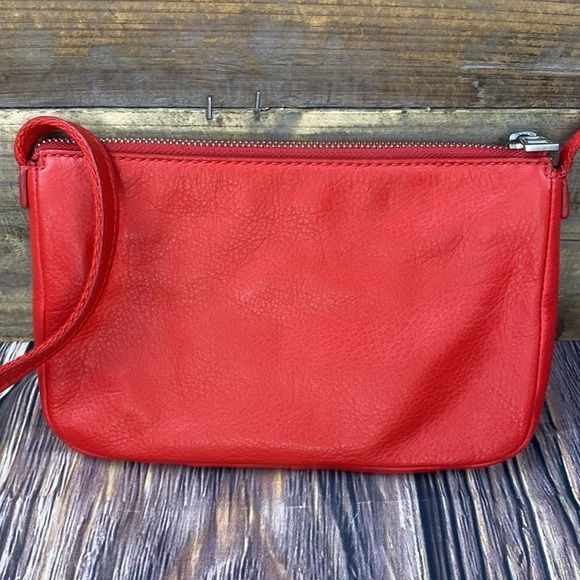 Fossil Red Leather Crossbody - Picture 2 of 13